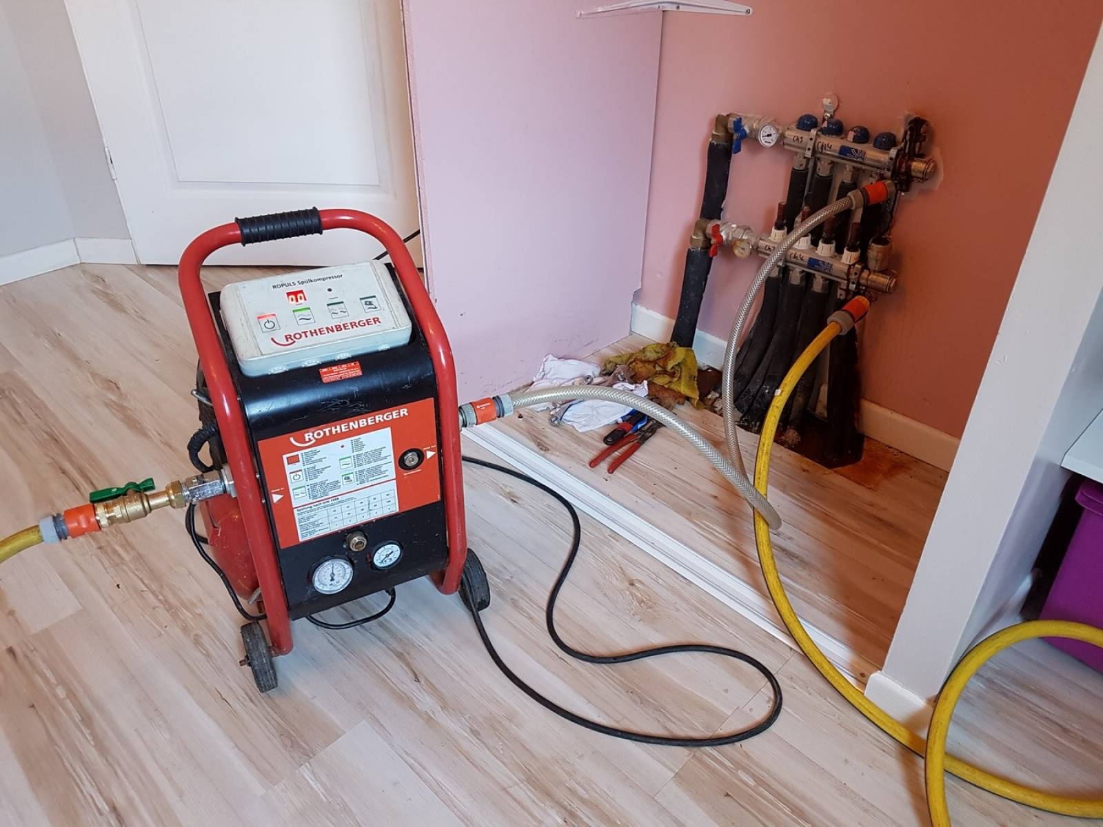 Ataşehir Atatürk Vaillant Hermetik Şofben Kombi Bakımı